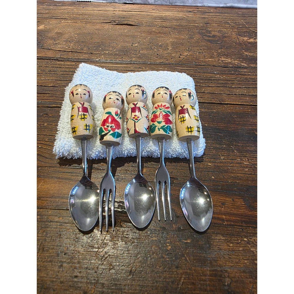 Vintage Japanese Kokeshi Doll Flatware Set 5pc Wooden Hand Painted Spoons Forks - Picture 3 of 4
